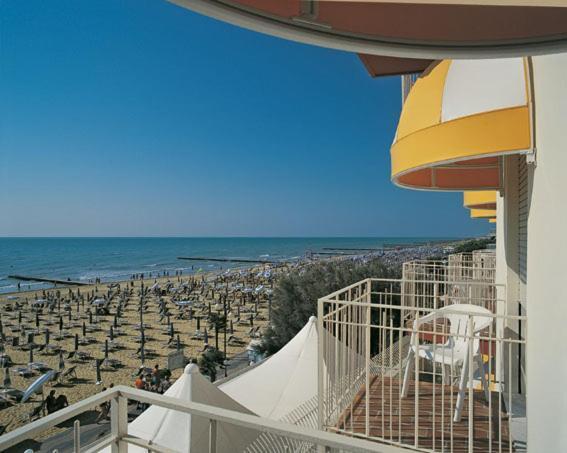 Hotel Montecarlo Lido di Jesolo Ngoại thất bức ảnh