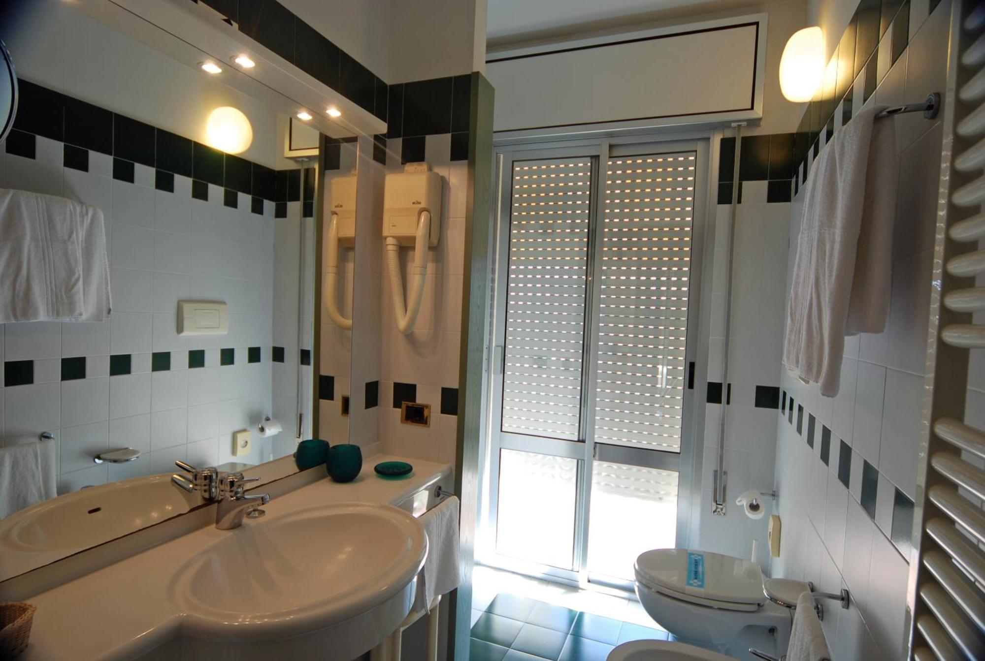 Hotel Montecarlo Lido di Jesolo Ngoại thất bức ảnh